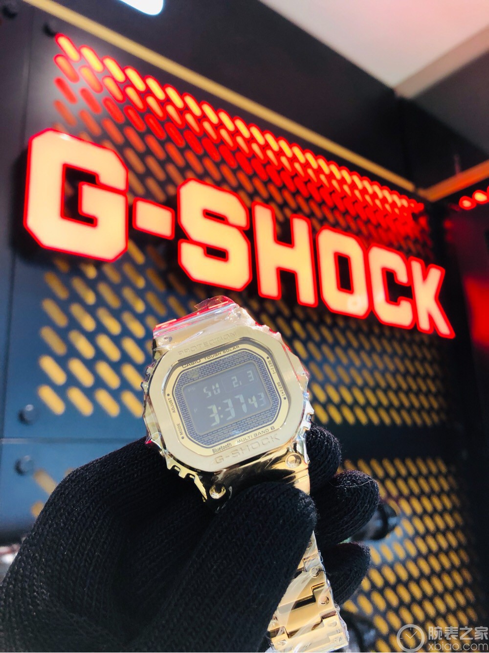 卡西歐G-SHOCK系列GMW-B5000GD-9