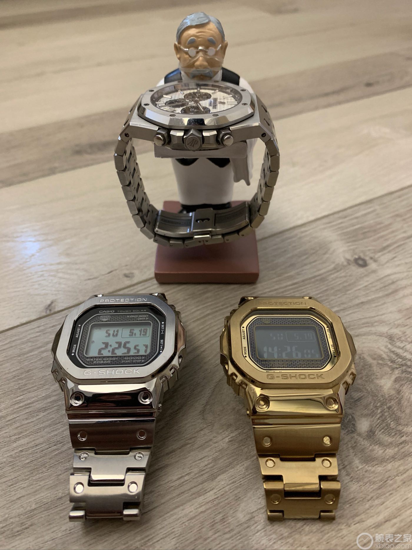 卡西欧G-SHOCK系列GMW-B5000GD-9