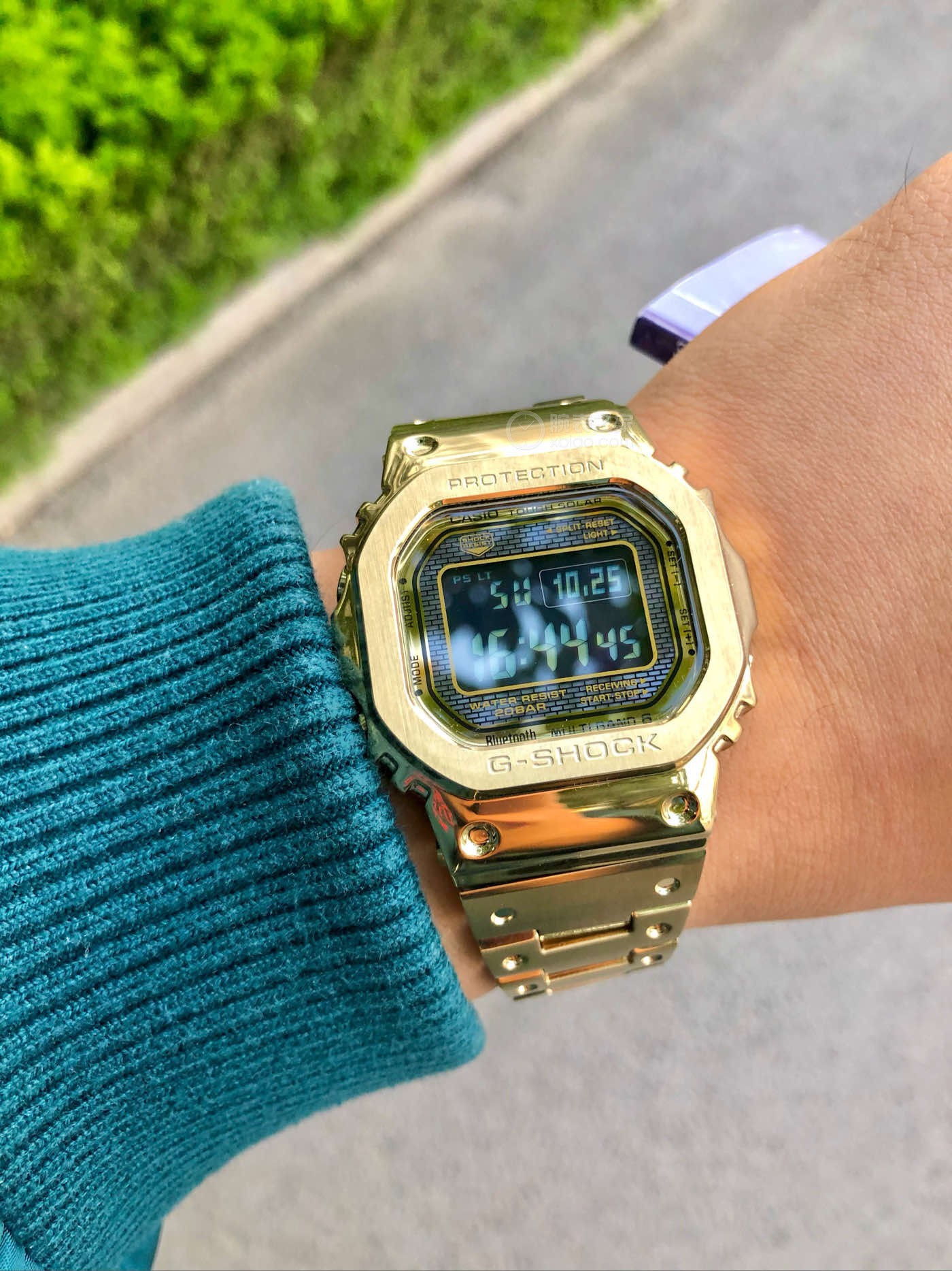 卡西歐G-SHOCK系列GMW-B5000GD-9