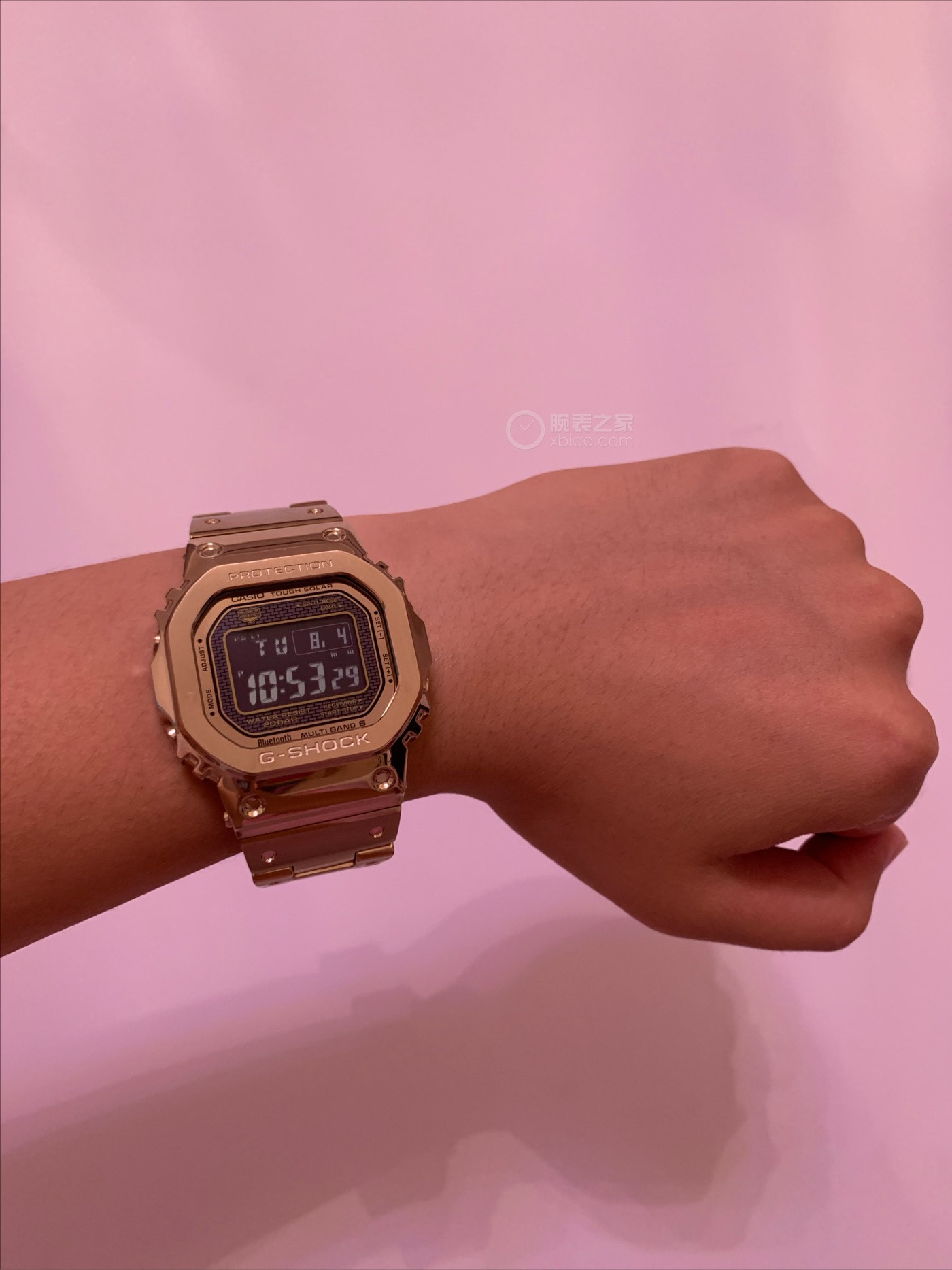 卡西欧G-SHOCK系列GMW-B5000GD-9