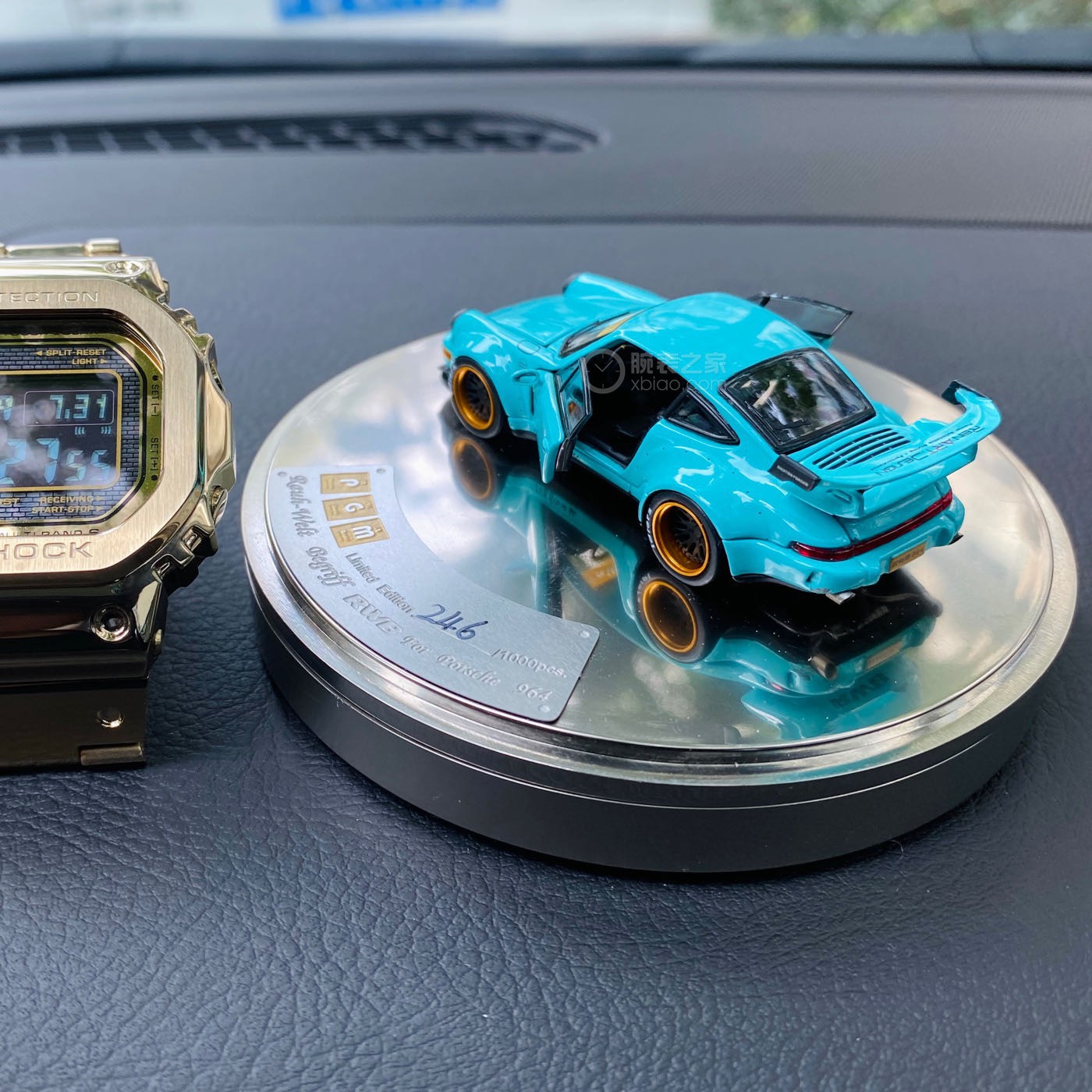 卡西欧G-SHOCK系列GMW-B5000GD-9