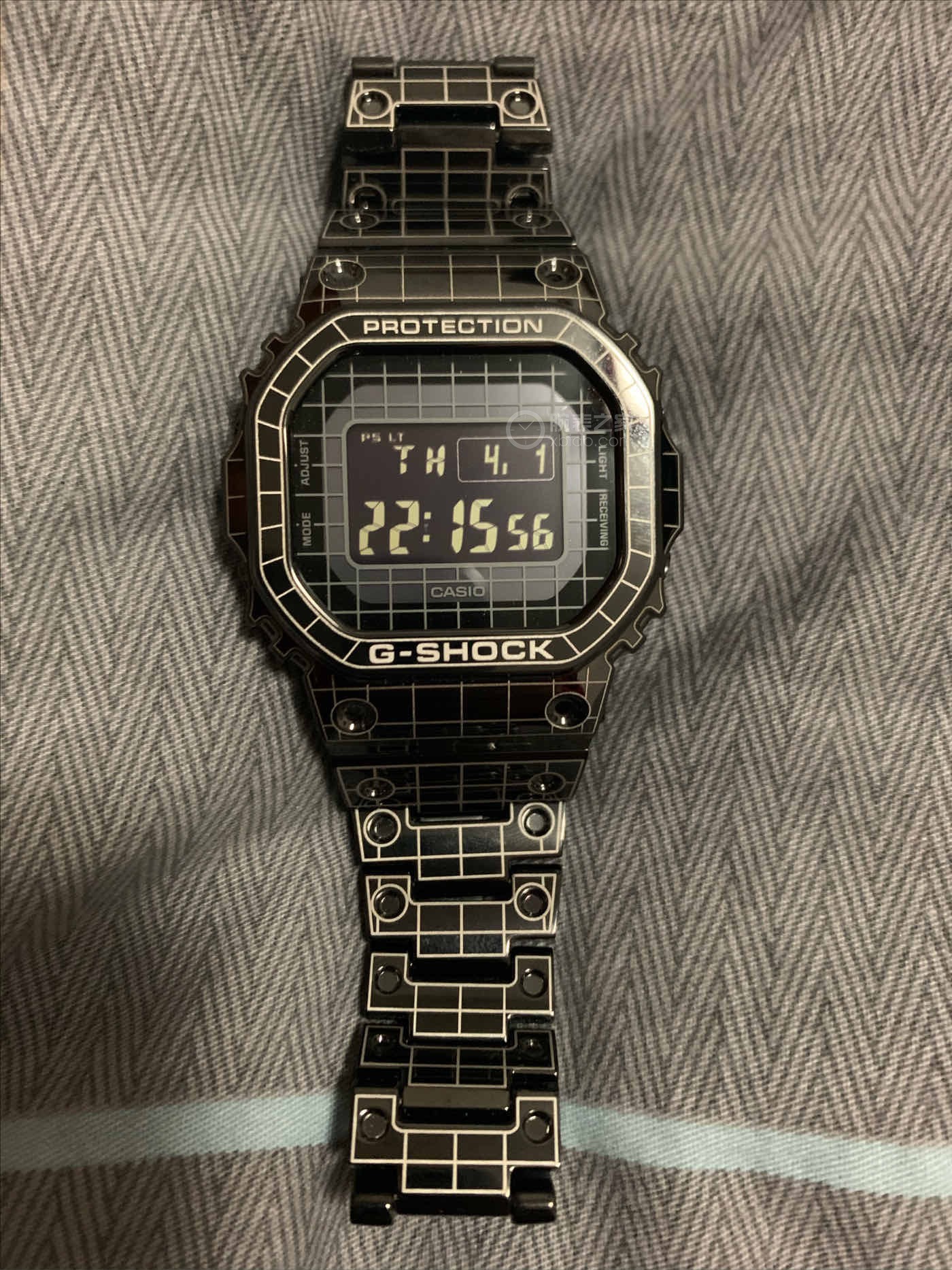 卡西欧G-SHOCK系列GMW-B5000CS-1PR