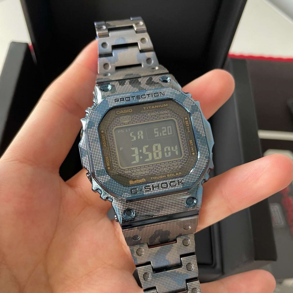 卡西欧G-SHOCK系列GMW-B5000TCF-2PR