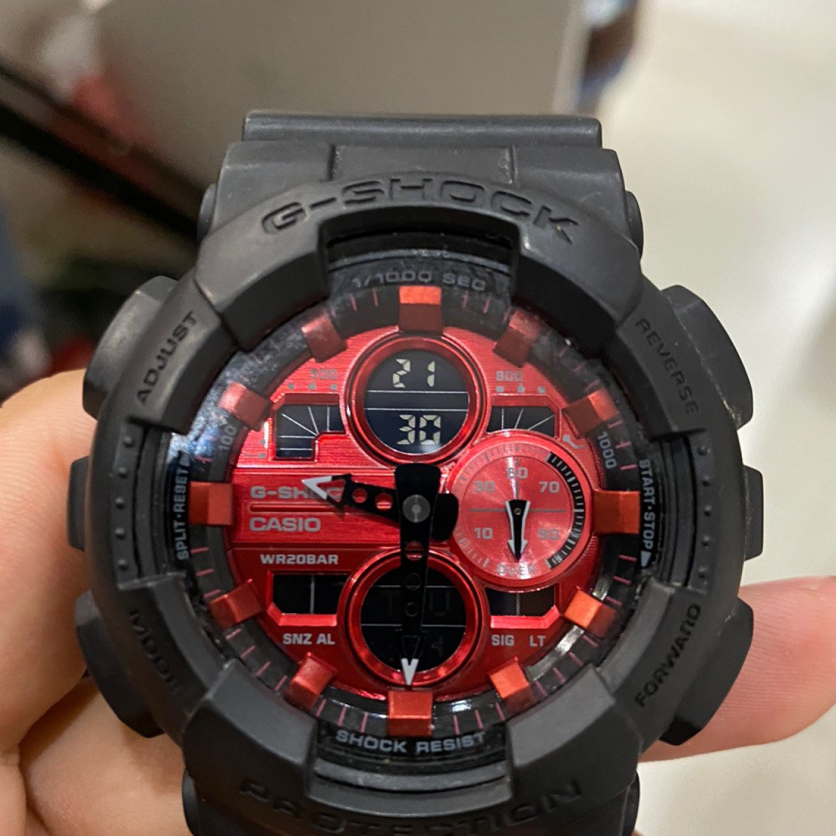 卡西欧G-SHOCK系列GA-140AR-1APR