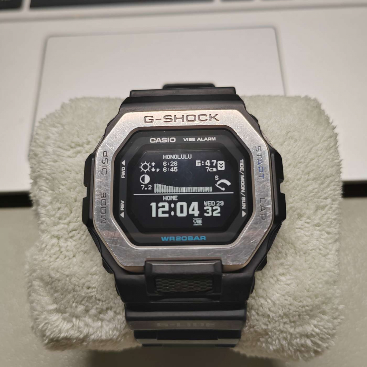 卡西欧G-SHOCK系列GBX-100-1PR