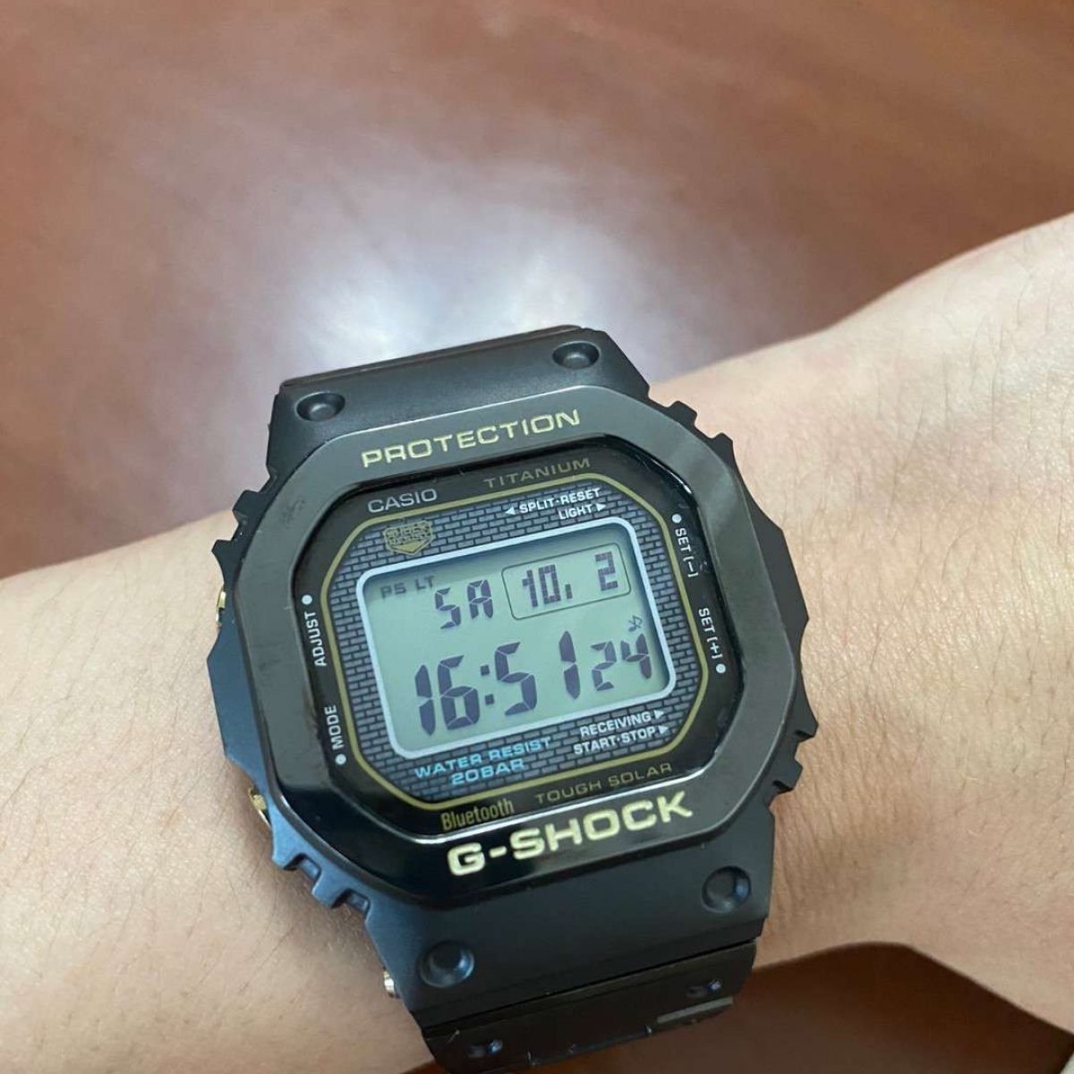 卡西欧G-SHOCK系列GMW-B5000TB-1