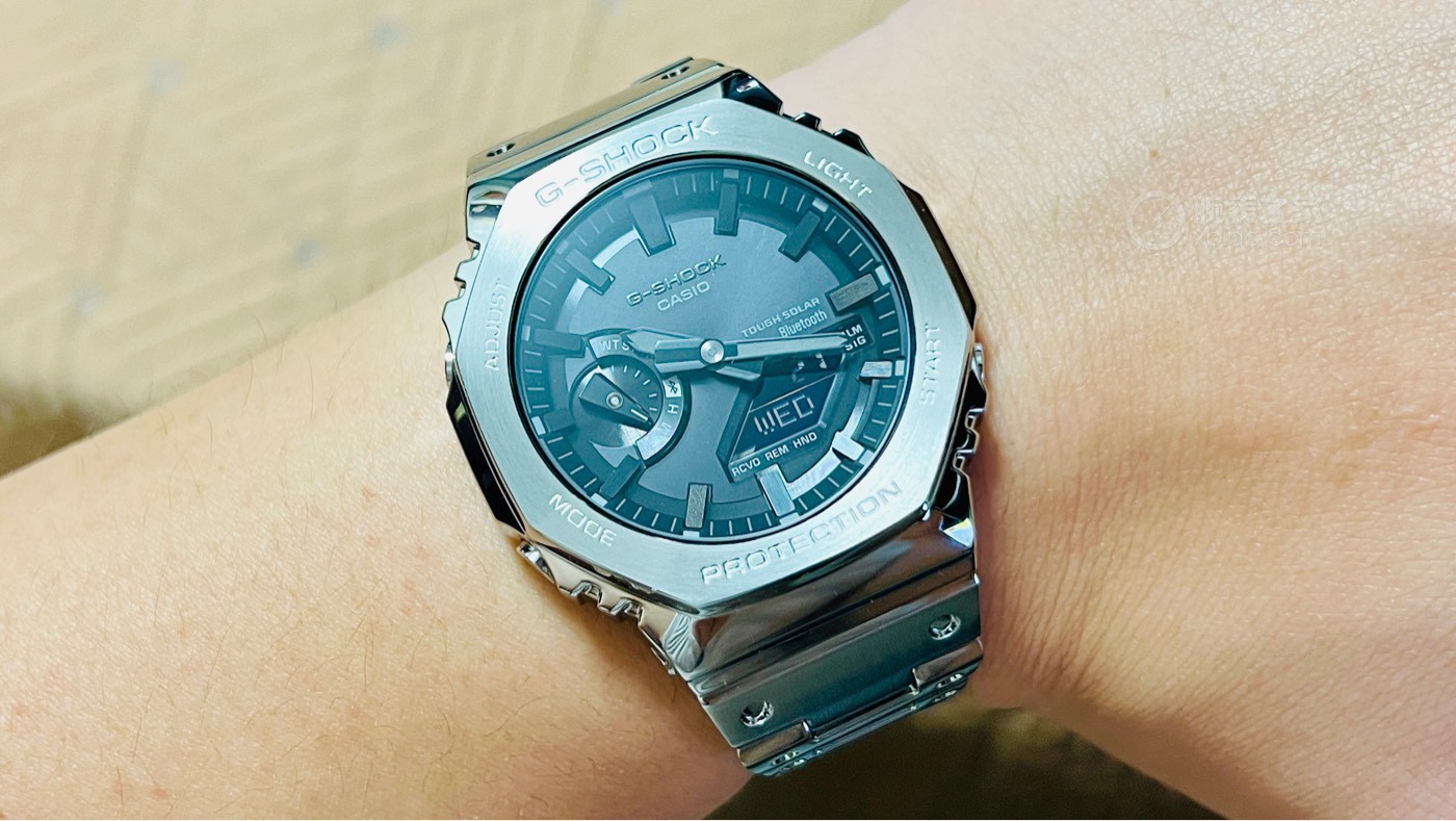 卡西欧G-SHOCK系列GM-B2100D-1APRT