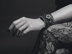 香奈儿J12系列J12·XS 腕表 黑色手镯款- LESAGE刺绣