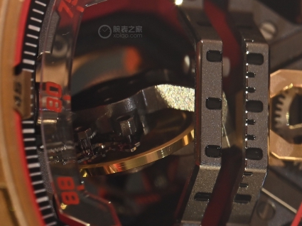 罗杰杜彼超级腕表系列Monovortex™锥形单涡轮陀飞轮双追针计时码表