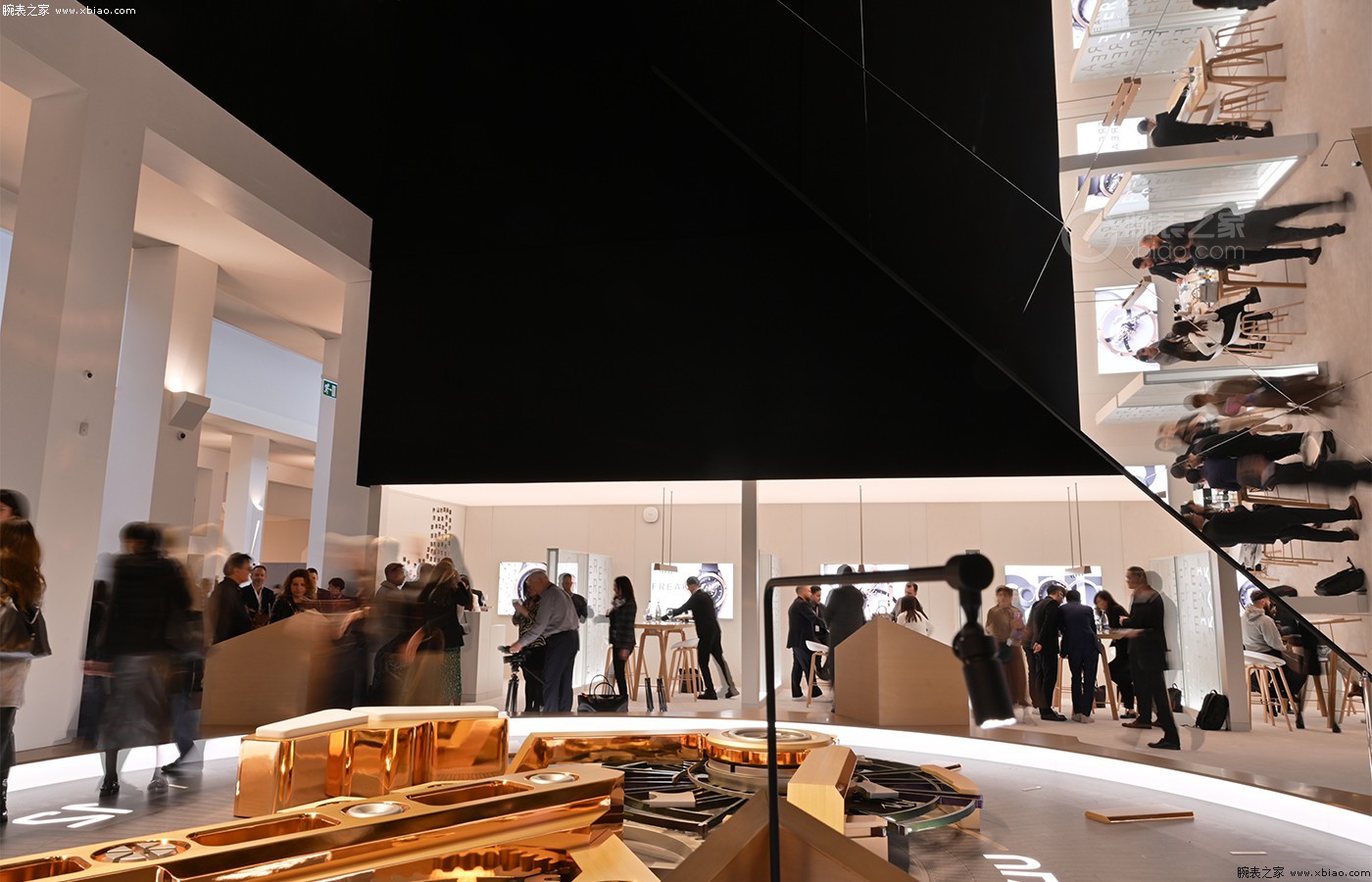 雅典表展台