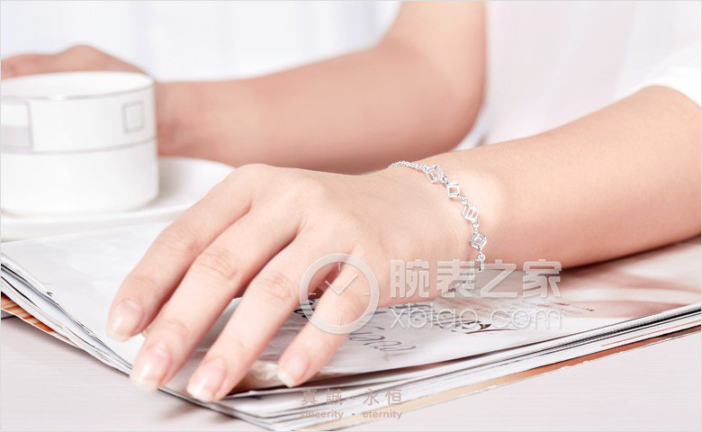 周大福AB36052手镯