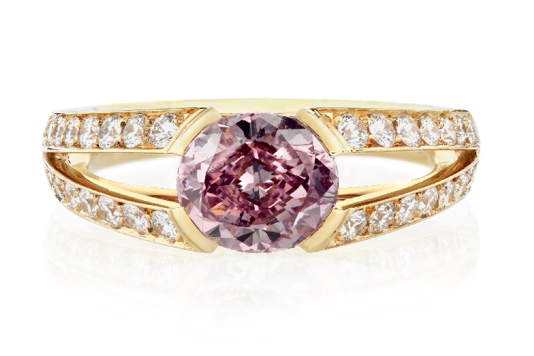 戴比尔斯1888 MASTER DIAMONDS 大师美钻系列ANNABEL 浓彩紫粉色椭圆形钻戒