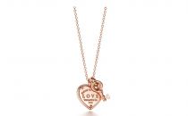 蒂芙尼RETURN TO TIFFANYLove Heart Tag 钥匙项链(LoveHeartTag钥匙项链LoveHeartTag钥匙项链)吊坠