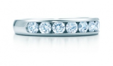蒂芙尼结婚戒指槽式镶嵌戒指