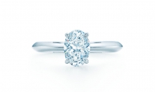 蒂芙尼订婚钻戒铂金镶嵌椭圆形切割钻石订婚钻戒