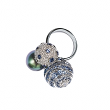 蒂芙尼MASTERPIECES PRISM系列铂金镶嵌蓝宝石、钻石及黑色南洋珠戒指