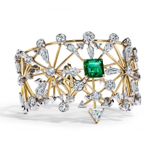 蒂芙尼BLUE BOOK高级珠宝18K黄金及铂金镶嵌一颗重逾2克拉的未经优化处理哥伦比亚祖母绿及钻石手镯