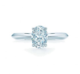 蒂芙尼 铂金镶嵌椭圆形切割钻石订婚钻戒 戒指