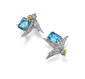 蒂芙尼SCHLUMBERGER™高级珠宝铂金及18K黄金镶嵌海蓝宝石，钻石及粉色蓝宝石”石上鸟”耳环官方图