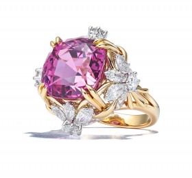 蒂芙尼史隆伯杰系列铂金及黄金镶嵌粉色尖晶石钻石戒指官方图