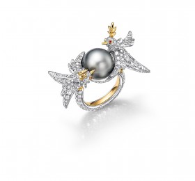 蒂芙尼史隆伯杰系列铂金及黄金镶嵌灰色纽扣形天然野生珍珠，灰色钻石，钻石及红宝石戒指官方图