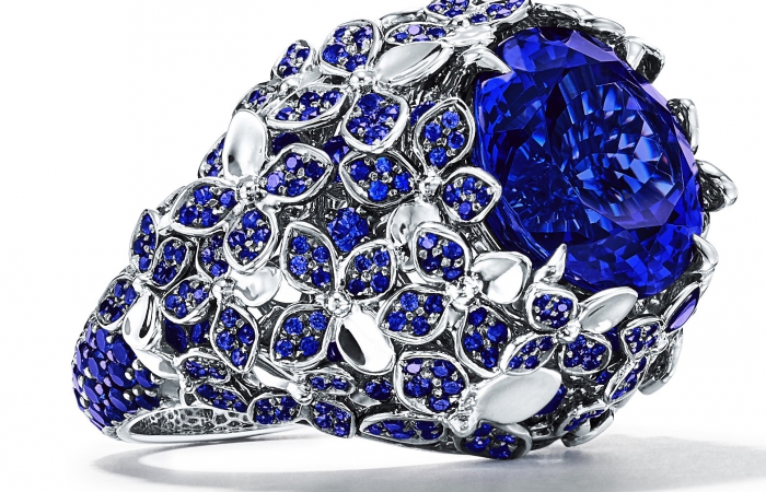 蒂芙尼BLUE BOOK高级珠宝2018 BLUE BOOK绣球花造型戒指