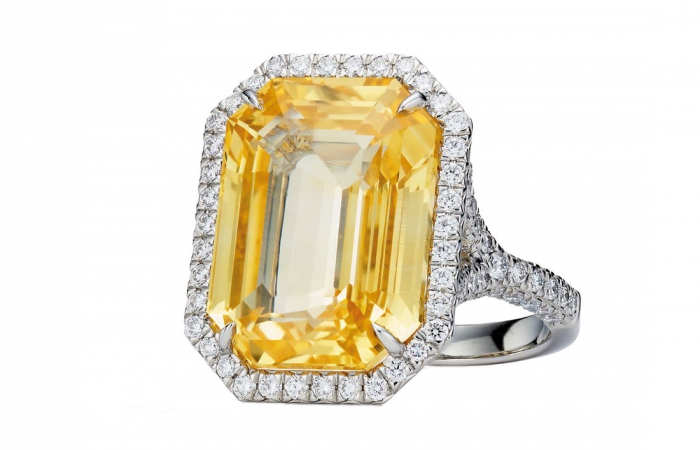 蒂芙尼铂金镶未优化处理黄色蓝宝石及钻石戒指