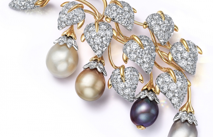 蒂芙尼史隆伯杰系列黄金及铂金镶嵌纽扣形天然野生珍珠及钻石垂坠型胸针