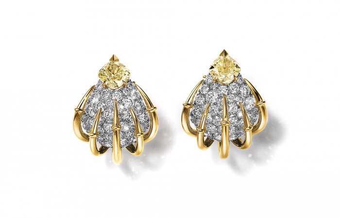 蒂芙尼BLUE BOOK高级珠宝18K黄金及铂金镶嵌总重逾2克拉的浓彩黄钻及钻石耳环