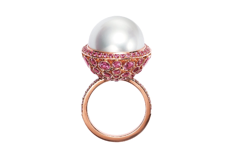 蒂芙尼MASTERPIECES PRISM系列18K玫瑰金镶嵌南海白珍珠与粉色蓝宝石戒指