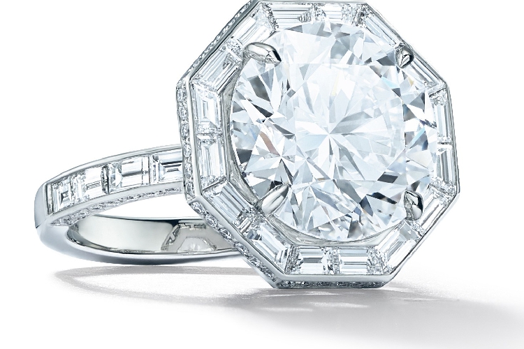 蒂芙尼BLUE BOOK高级珠宝2018 BLUE BOOK铂金镶嵌圆形和狭长形钻石戒指