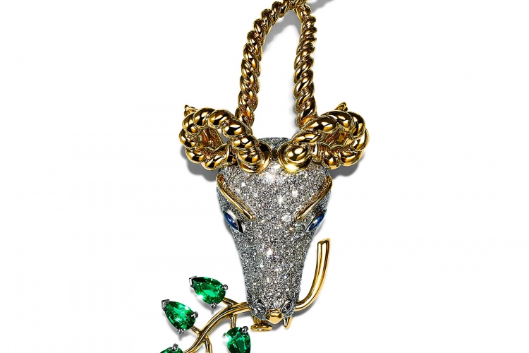 蒂芙尼BLUE BOOK高级珠宝JEAN SCHLUMBERGER铂金及18K黄金镶嵌祖母绿，蓝宝石及钻石羚羊造型胸针