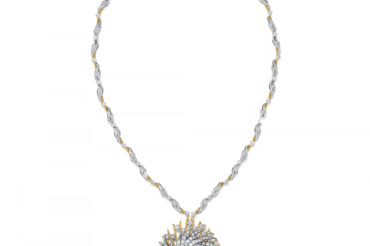 蒂芙尼BLUE BOOK高级珠宝铂金及18K黄金镶嵌一颗重逾9克拉的未经优化处理蓝宝石及钻石项链