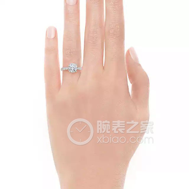 蒂芙尼订婚钻戒和珠式镶钻戒指戒指