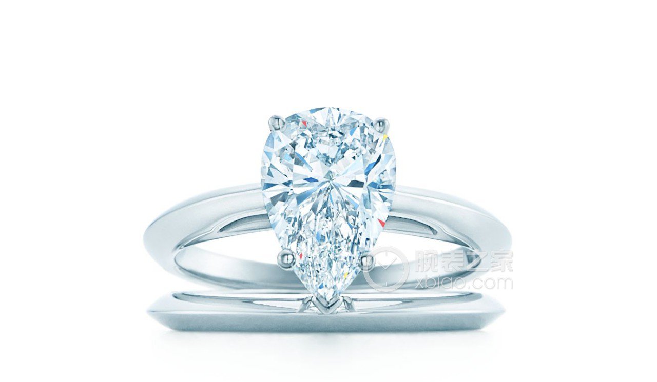 蒂芙尼订婚钻戒铂金镶嵌梨形钻石订婚钻戒戒指