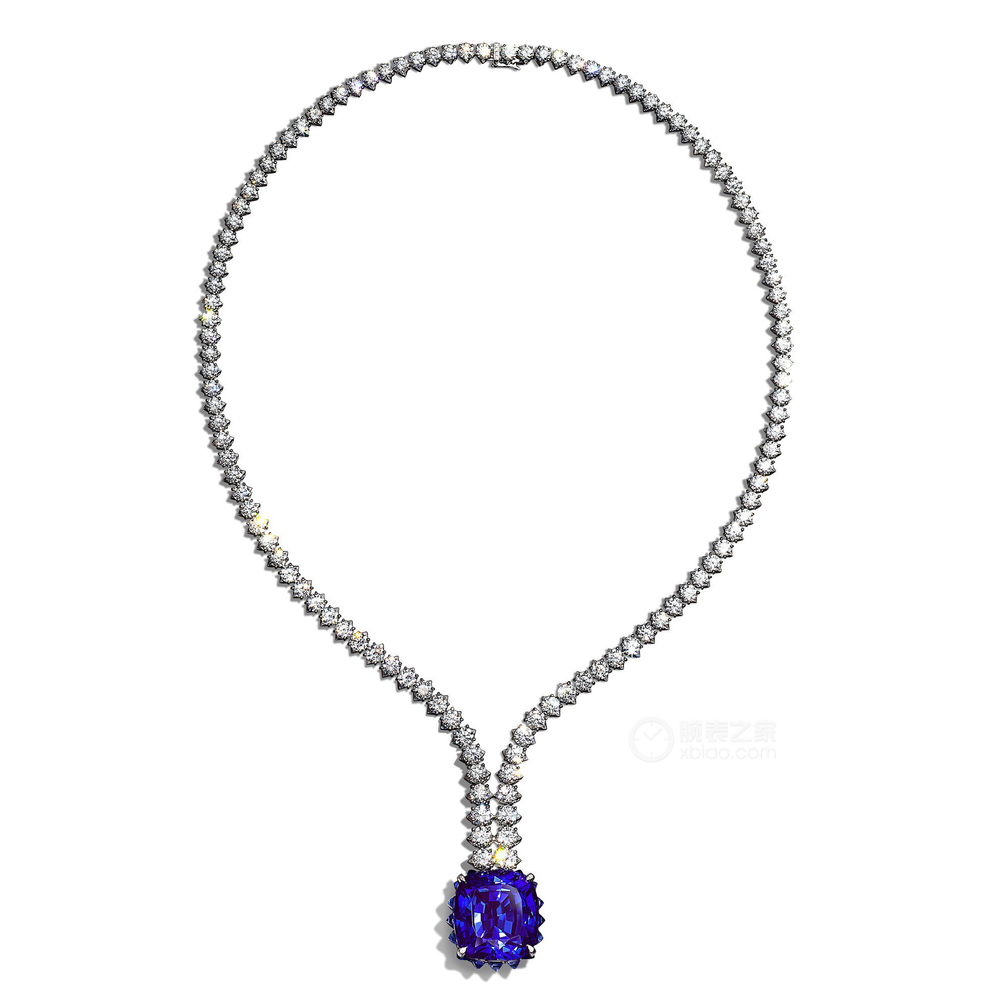蒂芙尼BLUE BOOK高级珠宝铂金镶嵌枕形切割坦桑石，定制切割蓝宝石及圆形明亮式钻石项链吊坠