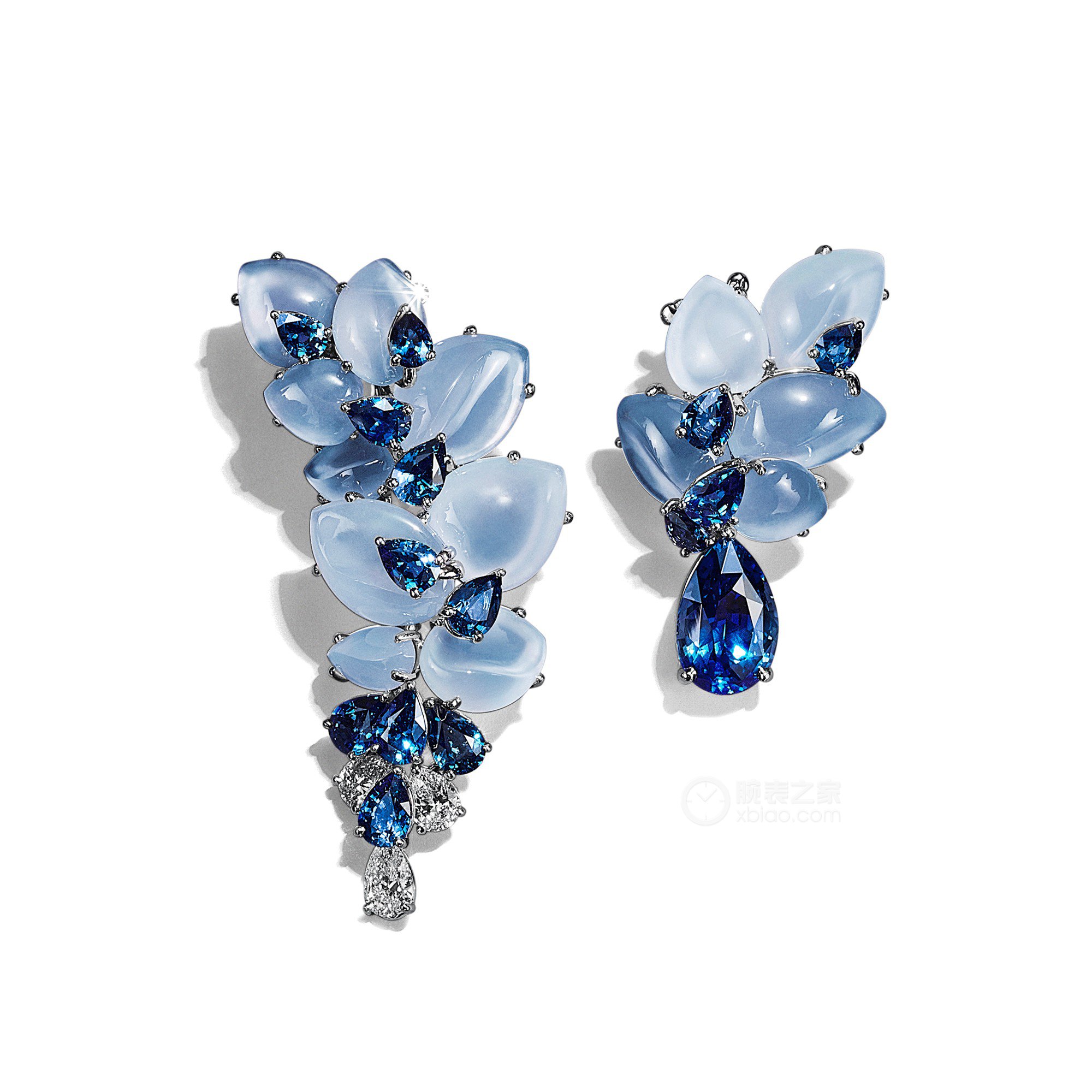 蒂芙尼BLUE BOOK高级珠宝铂金镶嵌未经优化处理蓝宝石，手工雕刻蓝玉髓与乳白色石英，蓝宝石及钻石耳环耳饰
