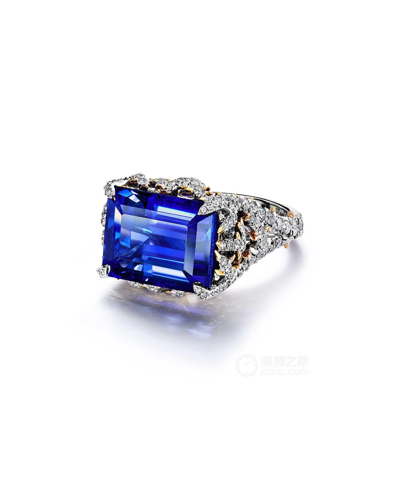 蒂芙尼BLUE BOOK高级珠宝铂金镶嵌坦桑石及钻石戒指戒指