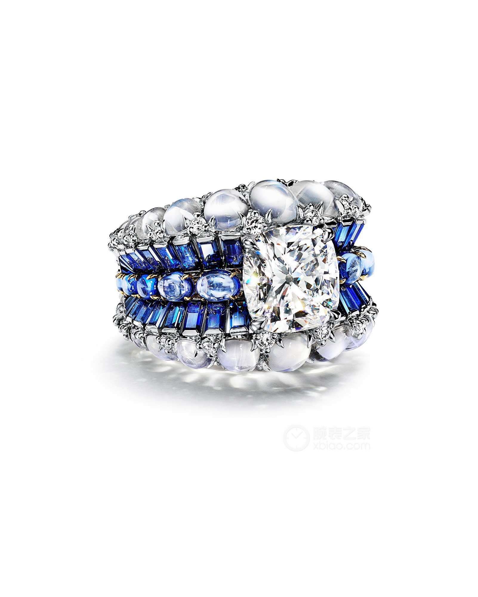 蒂芙尼BLUE BOOK高级珠宝铂金及18K黄金镶嵌钻石，蓝宝石，坦桑石及月光石戒指戒指