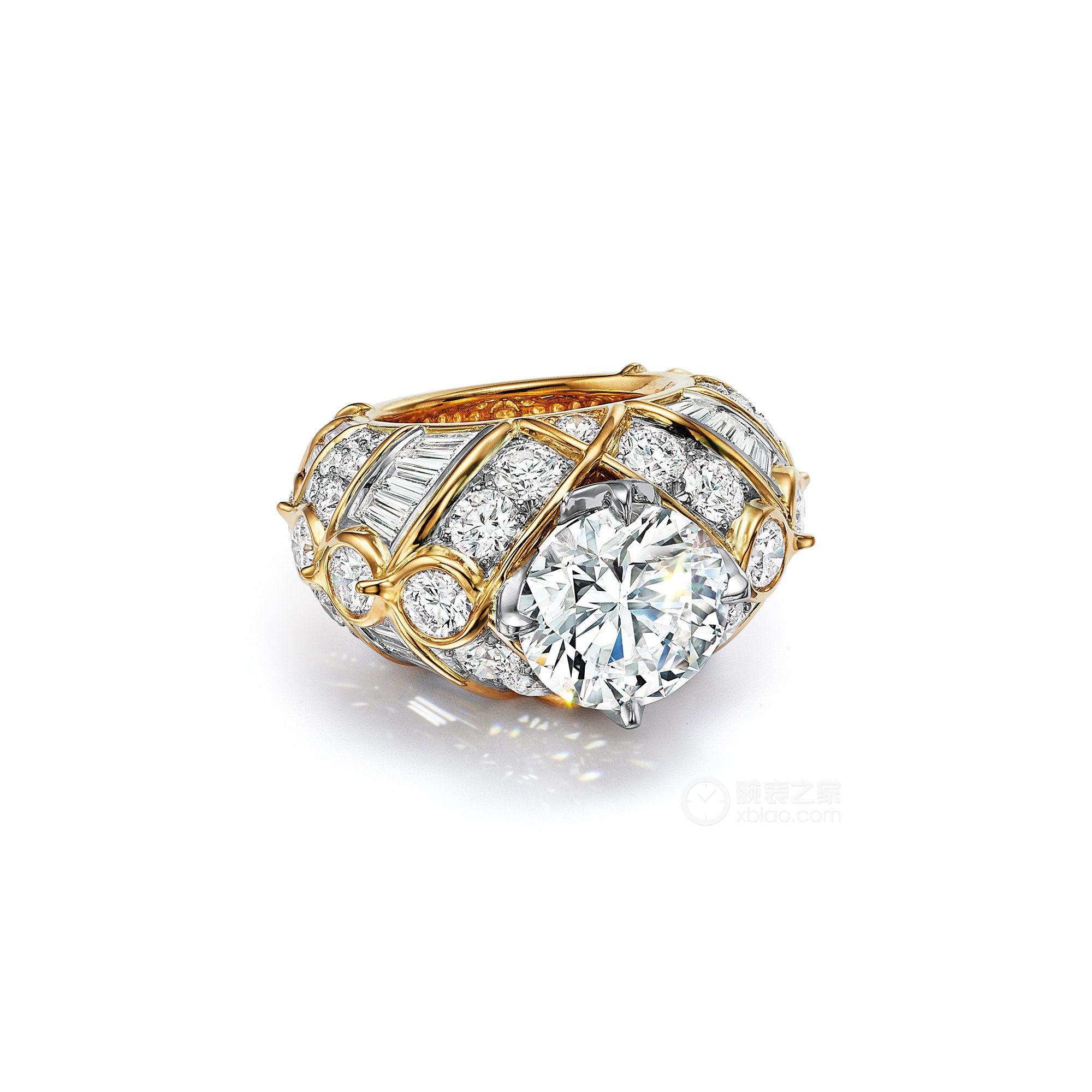 蒂芙尼BLUE BOOK高级珠宝铂金及18K黄金镶嵌一颗重逾6克拉的钻石及钻石戒指戒指