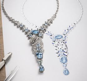 卡地亚LE VOYAGE RECOMMENCÉ高级珠宝系列PANTHERE GIVRÉE高级珠宝项链官方图