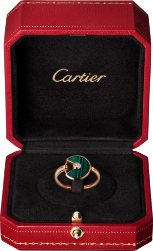 卡地亚AMULETTE DE CARTIER系列B4217600戒指