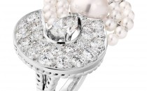 香奈儿FLYING CLOUD BAGUE ENDLESS KNOT perles(BAGUEENDLESSKNOTperlesBAGUEENDLESSKNOTperles)戒指