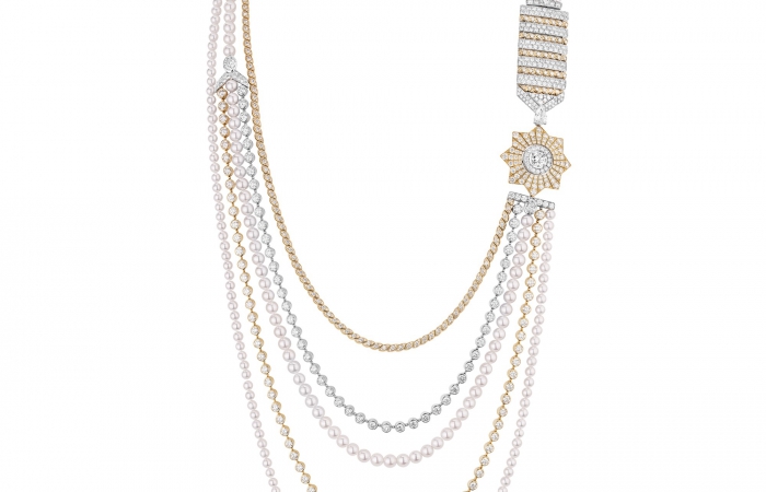 香奈儿LE PARIS RUSSE DE CHANEL MEDAILLE SOLAIRE J63800