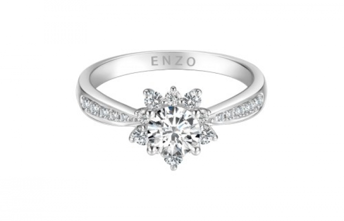 ENZO周年纪念钻石小套装18K白金钻石戒指