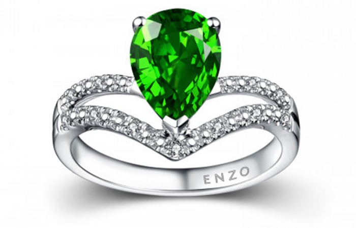ENZO彩宝系列TIARA 加冕系列18K白金镶透辉石及钻石戒指