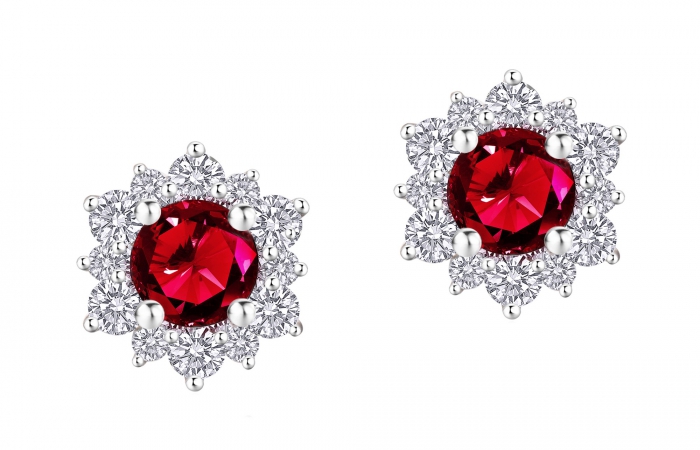 ENZO婚礼系列SNOWFLAKE 雪花系列18K金镶嵌红宝石及钻石耳饰
