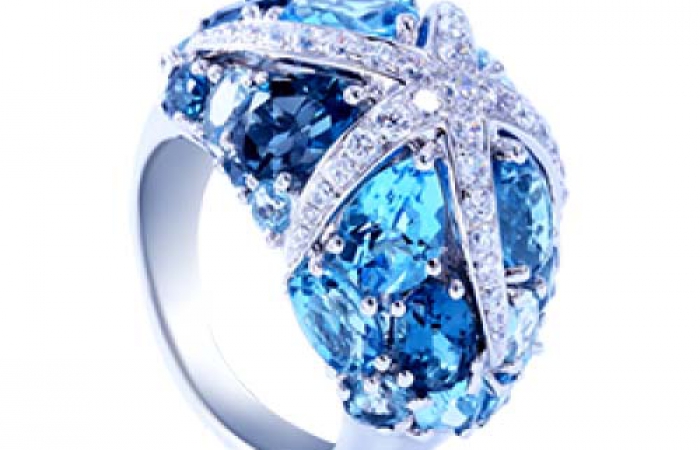 ENZO钻石系列MOMENT 纪念系列18K白金镶托帕石及钻石戒指