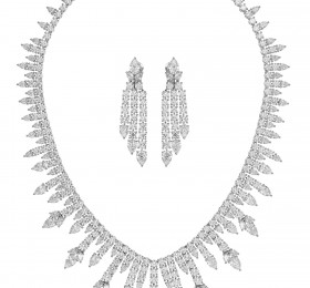 萧邦高级珠宝系列钻石耳环官方图