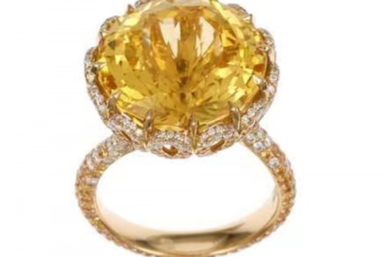 萧邦高级珠宝系列黄钻戒指